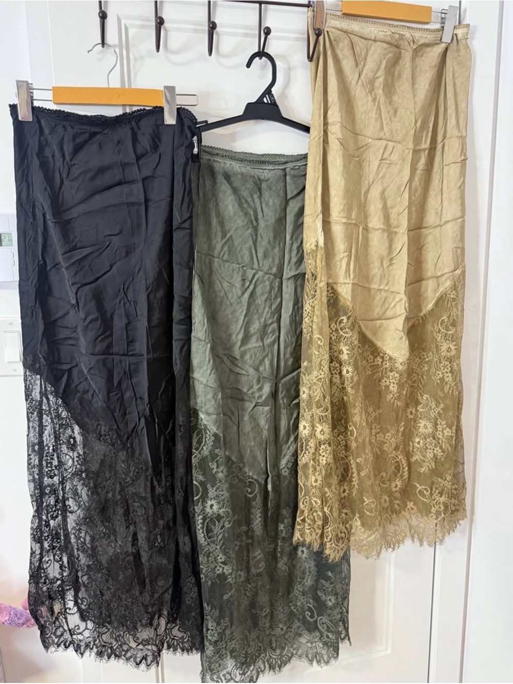 Women's Lace Hem Slip Skirt - Black, Olive, Gold - Lot of 3
